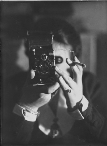 Self-portrait with cigarette, Germaine Krull