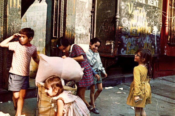 helen-levitt-color-36